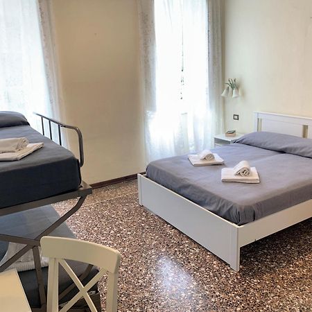Hotel Baia Di Levanto Buitenkant foto