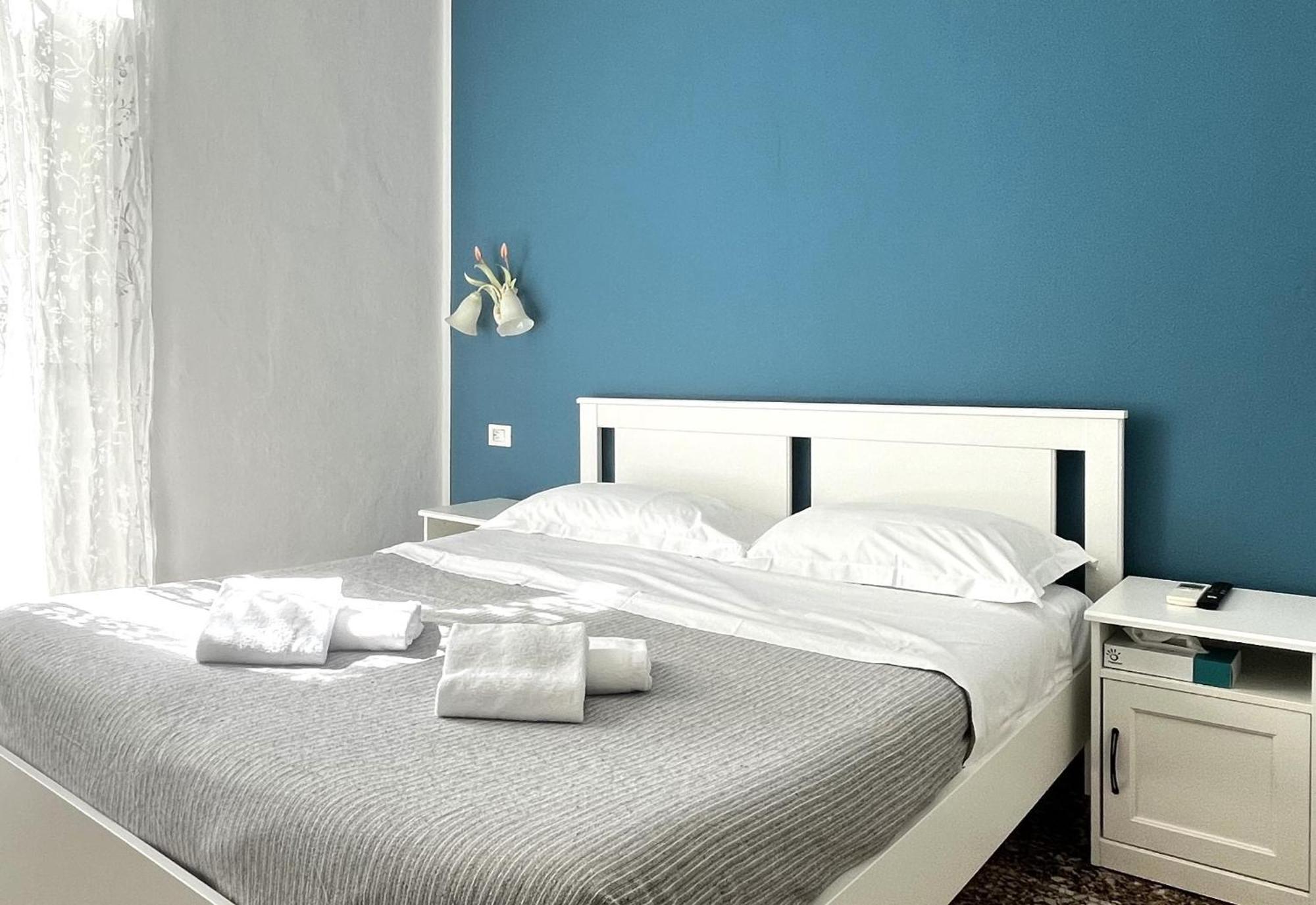 Hotel Baia Di Levanto Buitenkant foto