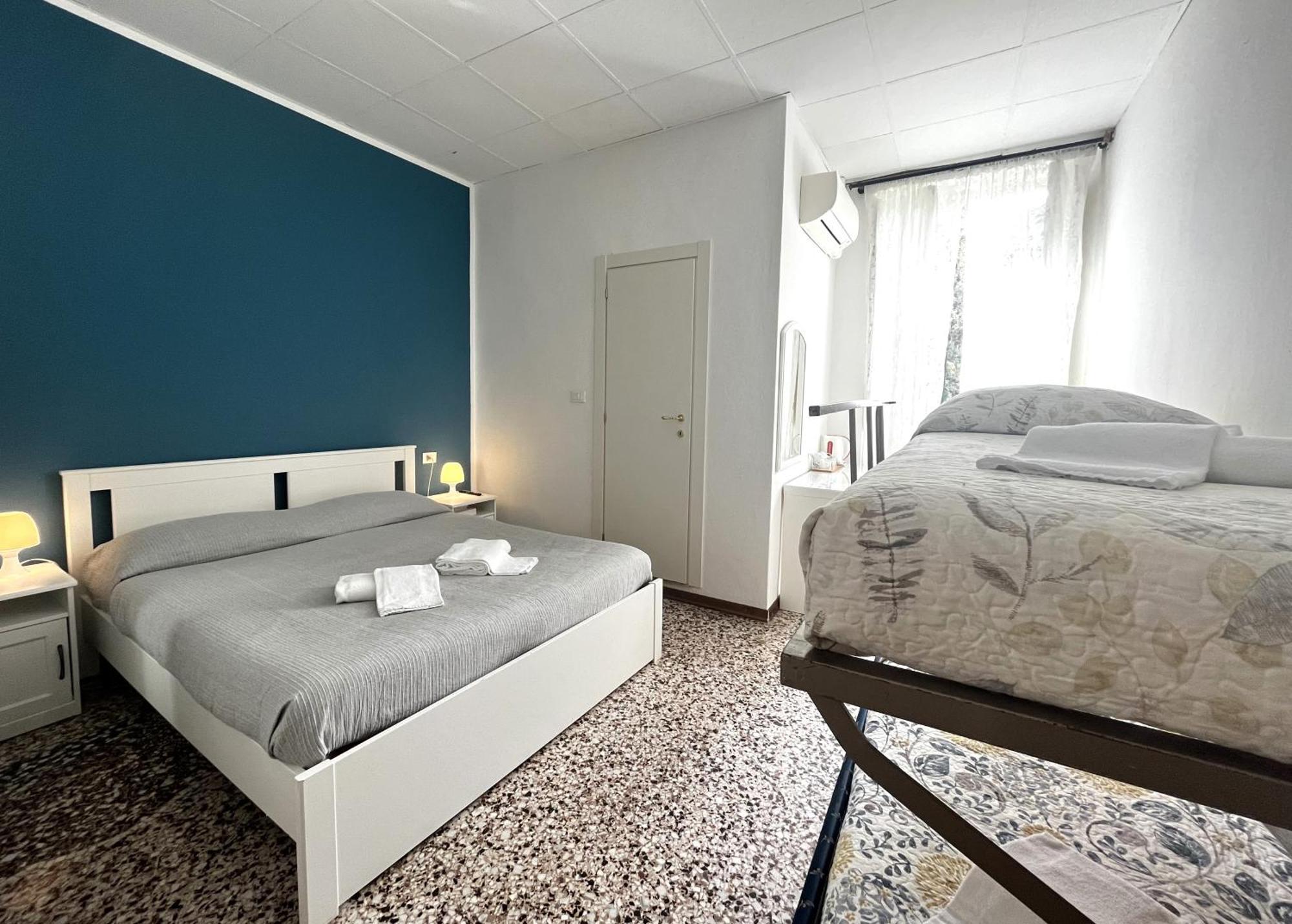 Hotel Baia Di Levanto Buitenkant foto