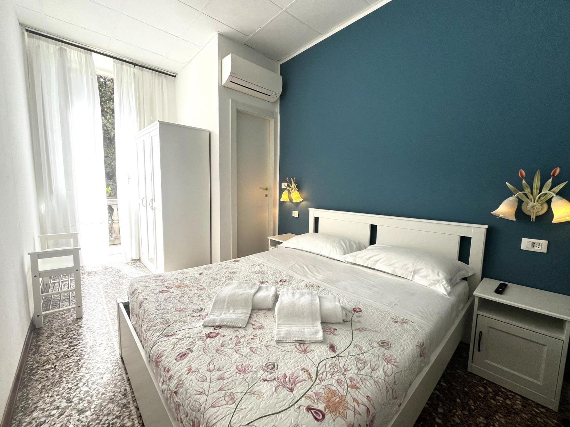 Hotel Baia Di Levanto Buitenkant foto